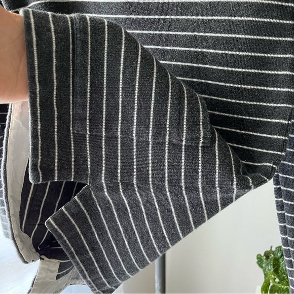 LOFT Grey &‎ White Striped Tunic Top with Pockets - Picture 7 of 9